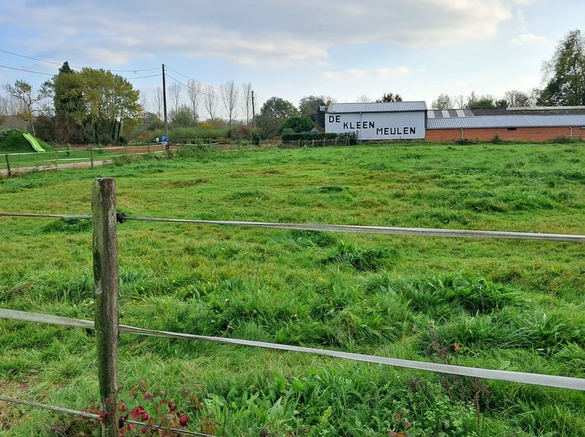 Terrain à vendre
                    à 3560 Lummen